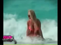 Nicole Austin – Thong On Beach