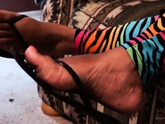 Auntie Lynn aka mrslynnsworld OnlyFans – Flip Flop Pop
