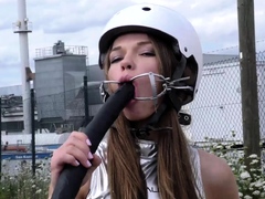 Amateur brunette ariana marie solo toying